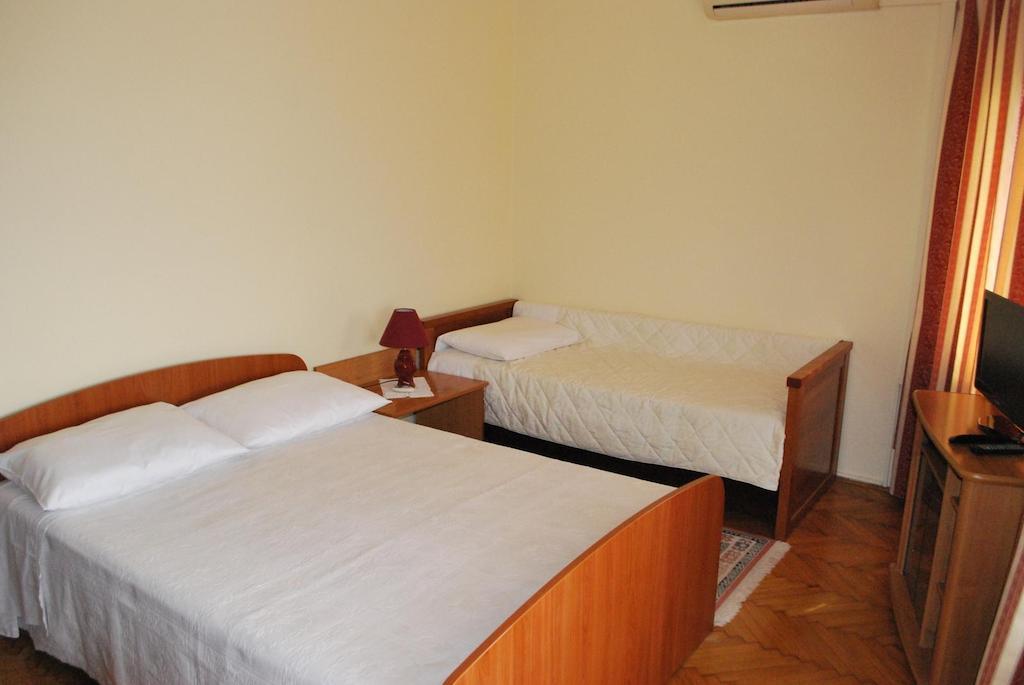 Rooms Marija Rijeka Rum bild